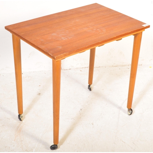 49 - Poul Hundevad - A set of retro vintage 20th Century Czech teak wood nesting tables. The nest of tabl... 