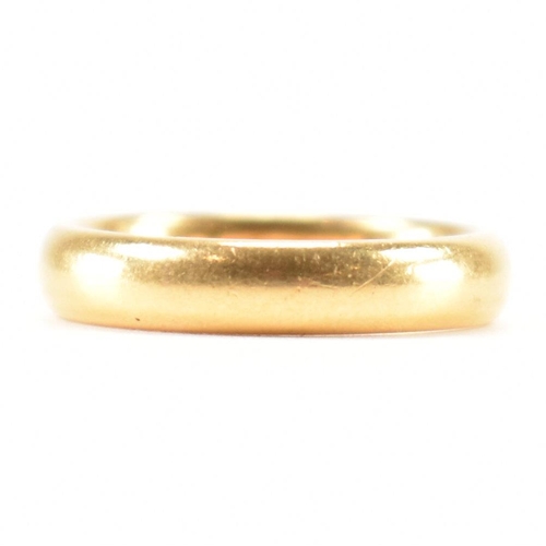 218 - A hallmarked 22ct gold wedding band ring. Makers marks W.M. Assay marked for Birmingham. Date letter... 