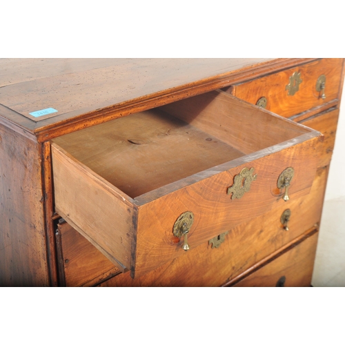 1416 - A 17th century walnut and elm William & Mary chest of drawers. Raised on bell feet with short and de... 