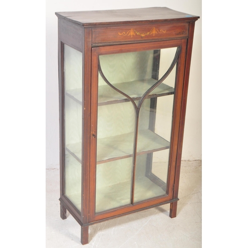 1418 - Edwardian mahogany and marquetry inlaid China display cabinet / vitrine. Raised on squared legs with... 