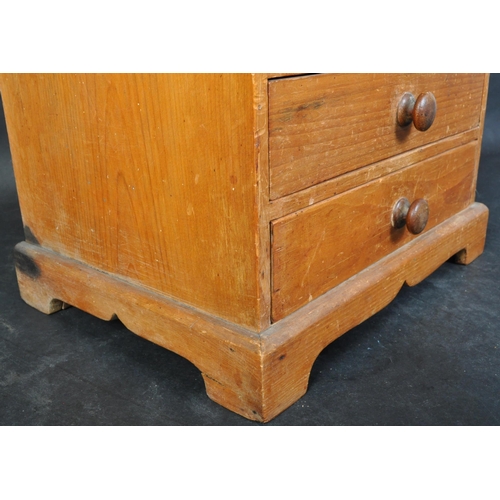 1428 - A Victorian 19th century country pine apprentice piece chest of drawers. Bracket feet with bank of 4... 