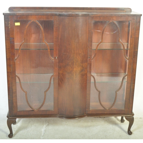 1551 - An early 20th century Edwardian circa. 1900's China display cabinet vitrine. The twin doors having a... 