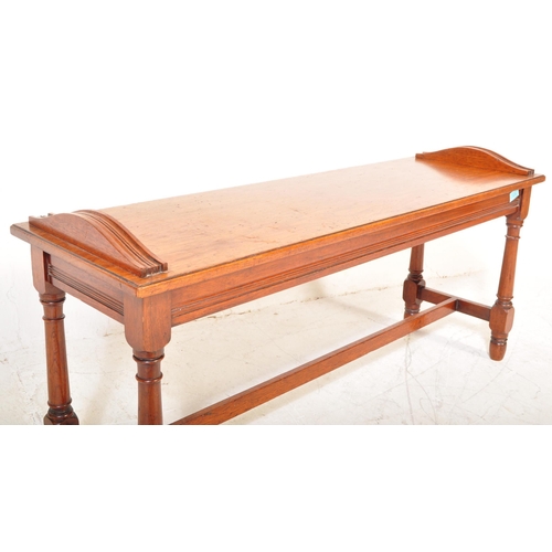 1576 - Victorian 19th century mahogany window seat/piano stool. Raised on turned legs with stretcher having... 