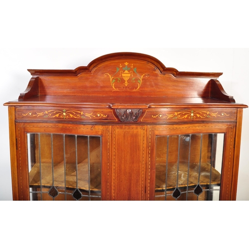 1601 - Edwardian mahogany line and stencil inlaid vitrine / display cabinet. Raised on cabriole legs with s... 