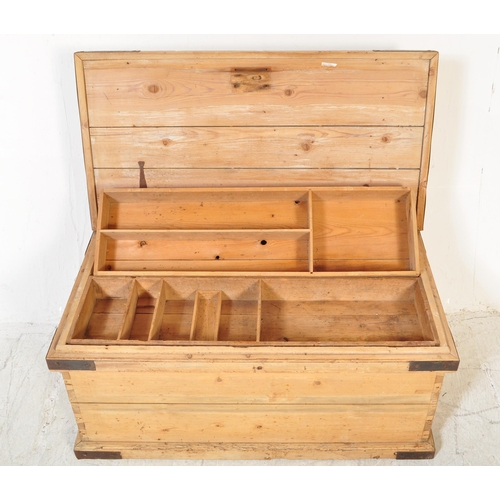 1679 - A Victorian 19th century workman's carpenters tool  trunk / chest / blanket box. Pine construction w... 