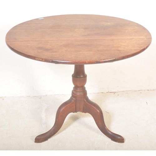 1760 - A George III 18th century century oak wood occasional loo / breakfast table of circular form with ti... 