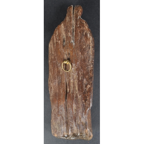 95 - An 18th Century carved oak / limewood religious ecclesiastical figurine depicting Mary the Mother. T... 