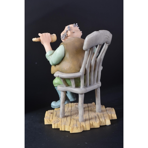 139 - The World Of Roald Dahl - Robert Harrop - RD21 Boggis. Highly detailed resin statues based on the Qu... 