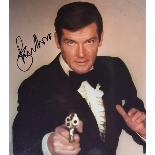 196 - James Bond 007 - Sir Roger Moore (1927-2017) - autographed 8x10