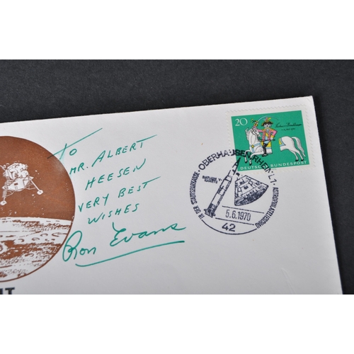 298 - Space Exploration - Ronald ' Ron ' Evans (1933-1990) - Apollo 17 - autographed 1970 European First D... 