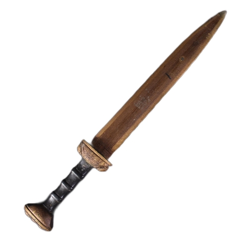 38 - The Mummy (1999) and The Mummy Returns (2001) - an original production used dagger / knife from the ... 