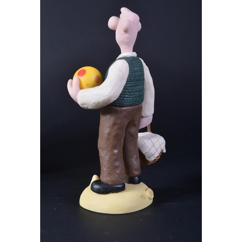 46 - Wallace & Gromit - Robert Harrop - WG01 ' Wallace - A Grand Day Out '. Limited Edition of 1000. High... 