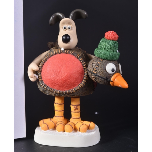 72 - Wallace & Gromit - Robert Harrop - WGCS14 ' Gromit Red Breast '. Limited to 350. Christmas 2014 Issu... 