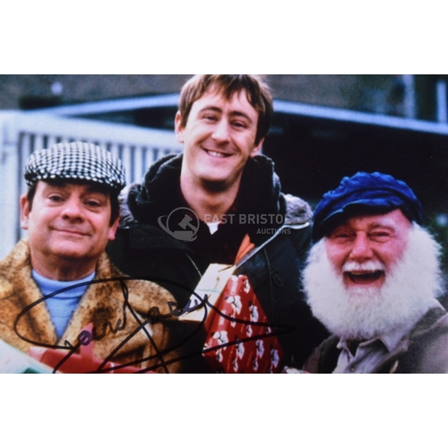 144 - Only Fools & Horses - Sir David Jason (Del) - autographed 6x8