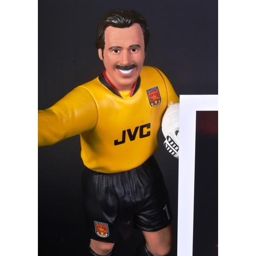 43 - Estate Of John Challis - Arsenal Football Club - Challis' personally owned Vivid Imaginations 1996 a... 