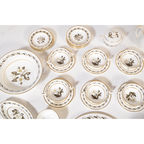 660a - A Royal Worcester porcelain  Bernina pattern tea service comprising cups, saucers, plates and other ... 