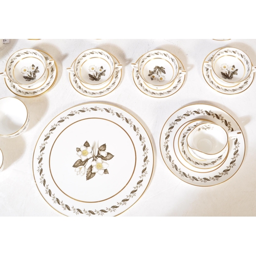 660a - A Royal Worcester porcelain  Bernina pattern tea service comprising cups, saucers, plates and other ... 