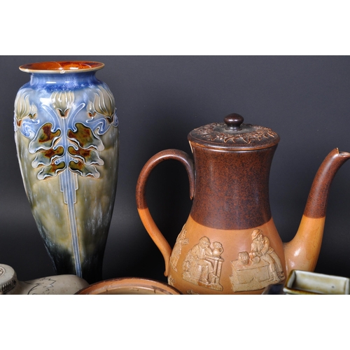 689 - An assortment of early 20th century Royal Doulton Lambeth pottery ceramics items. The lot to include... 