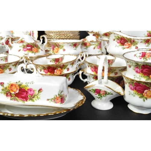 717 - Royal Albert - Old Country Roses - A vintage 20th Century tea / dinner service set. Including; cups,... 