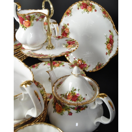 717 - Royal Albert - Old Country Roses - A vintage 20th Century tea / dinner service set. Including; cups,... 