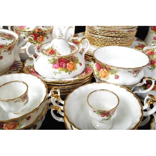 717 - Royal Albert - Old Country Roses - A vintage 20th Century tea / dinner service set. Including; cups,... 