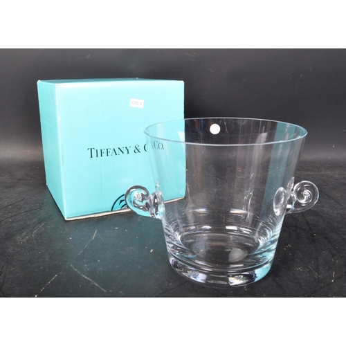 718 - A 20th century Tiffany & Co, New York, America heavy lead Glass Ice Bucket. The bucket of tapering f... 