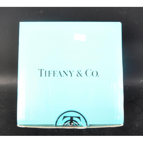 718 - A 20th century Tiffany & Co, New York, America heavy lead Glass Ice Bucket. The bucket of tapering f... 