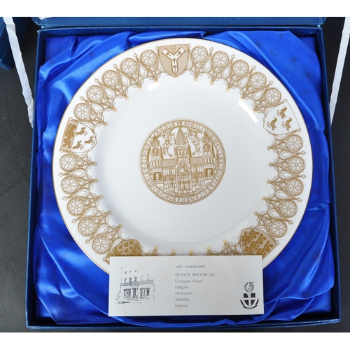 711 - A collection of Spode China presentational cabinet plates complete in the boxes to include: The cutt... 