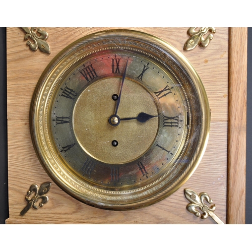 1241 - An assortment of three vintage retro mid 20th century mantel clocks to include a Smiths Bakelite man... 