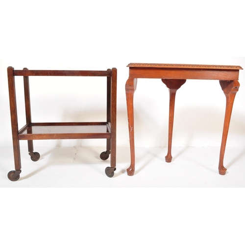 1543 - A 20th century Queen Anne revival walnut half moon console / hall table with glass top raised on cab... 