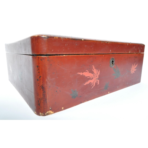 1567 - An early 20th century Chinese chinoiserie table top box. The box having lacquered body and being han... 