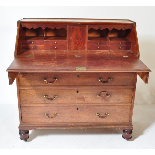 1624 - 18th century George III mahogany chest of drawers. Raised on bracket feet with short and deep drawer... 