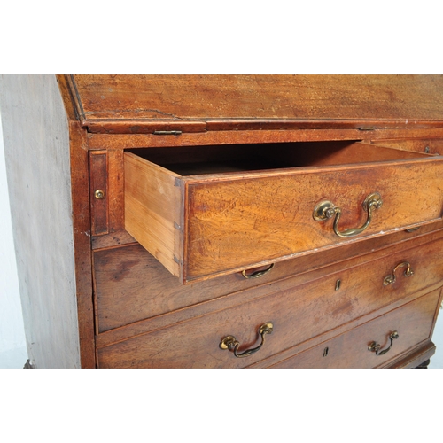 1624 - 18th century George III mahogany chest of drawers. Raised on bracket feet with short and deep drawer... 