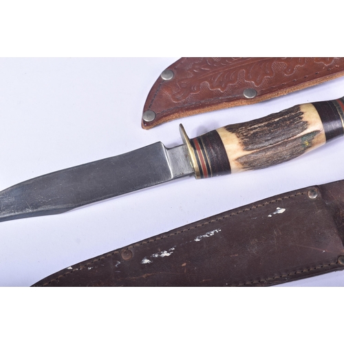 447 - A collection of x7 vintage boot knives / hunting knives. Various examples of William Rodgers style k... 