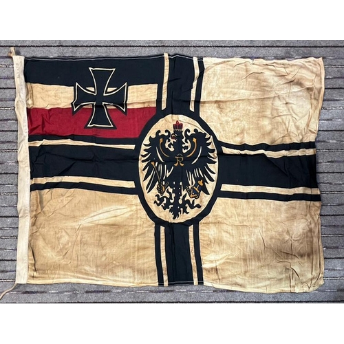 361 - A WWI First World War Imperial German Army / Prussian war flag. The flag with a central Prussian eag... 