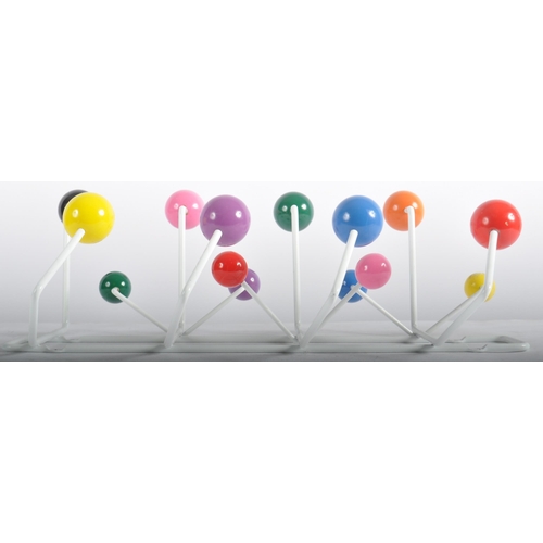 140 - Vitra - Charles & Ray Eames - Hang it all - A retro vintage 20th Century sputnik coat rack/hanger. T... 