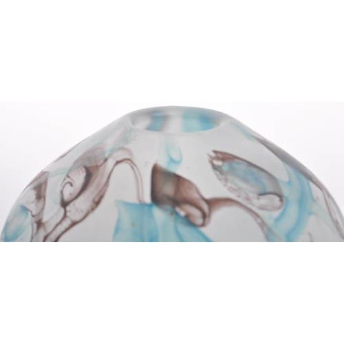 208 - Julia Donnelly - A retro 20th Century 1980s studio art glass vase of Ovid form in frosted glass with... 