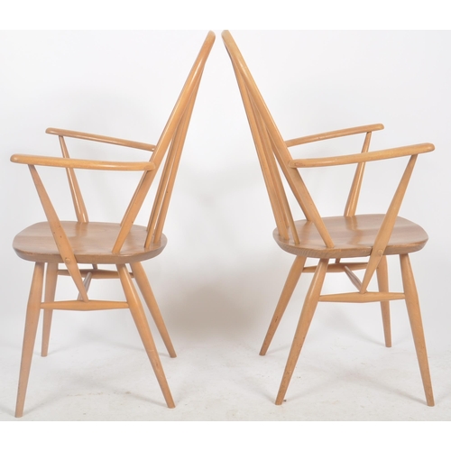 275 - Lucian Ercolani - Ercol - Windsor Quaker Pattern - A matching set of four retro vintage 20th Century... 