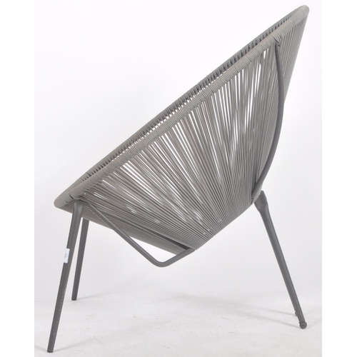 306 - A Contemporary designer egg chair / lounge chair spun grey string to the metal egg shaped frame. Rai... 