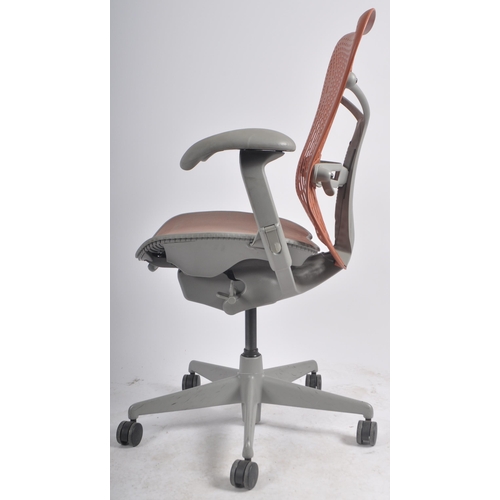 310 - Studio 7.5 - Herman Miller - Mirra 2 - A retro late 20th Century swivel desk office chair having adj... 