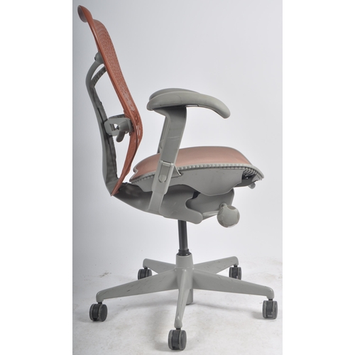 310 - Studio 7.5 - Herman Miller - Mirra 2 - A retro late 20th Century swivel desk office chair having adj... 