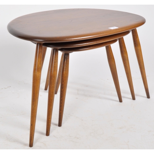 342 - Lucian Ercolani - Ercol - Model 354 - An original 1960s beech and elm set of ' Pebble ' nesting tabl... 