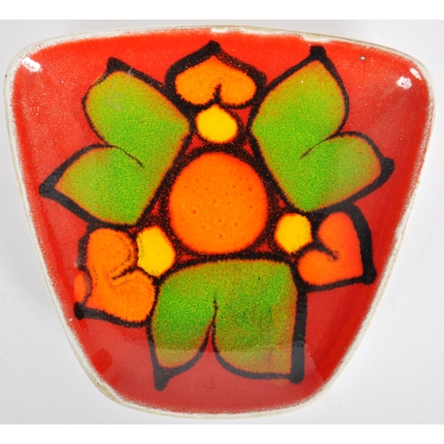 375 - Poole Pottery - Delphis Range - A mixed selection of retro 20th Century condiment dishes of various ... 