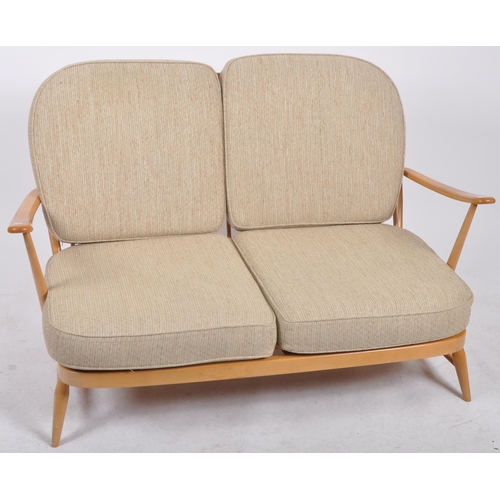 396 - Lucian Ercolani - Ercol - Windsor - 203/3 - A retro vintage 1960s beech and elm two-seater sofa sett... 