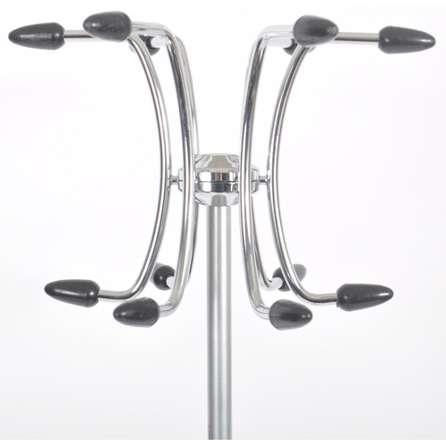 406 - Hago - A retro vintage mid 20th Century chrome atomic sputnik coat stand / hat stand having a shaped... 