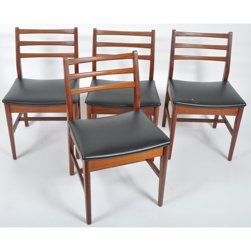 418 - A matching set of four retro 20th Century teak framed ladderback dining chairs with each having thre... 