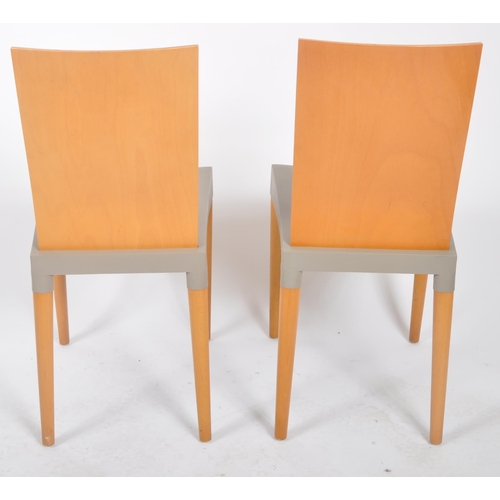 477 - Philippe Starck for Kartell - Miss Trip - A pair of Contemporary dining chairs with each having a be... 