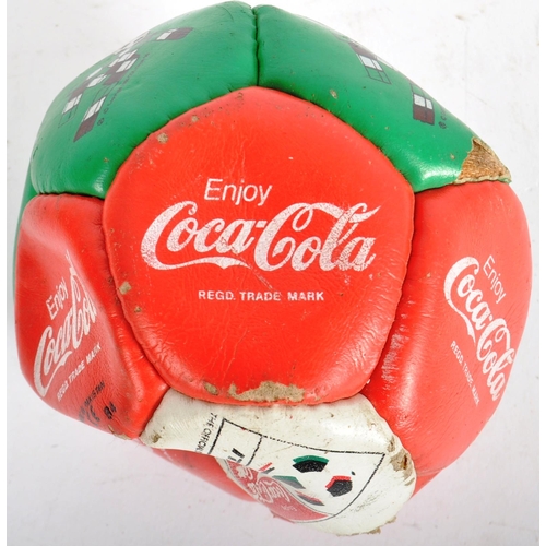 509 - Coca Cola - A selection of vintage 20th Century Coca Cola merchandise / advertising pieces to includ... 