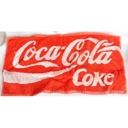 509 - Coca Cola - A selection of vintage 20th Century Coca Cola merchandise / advertising pieces to includ... 