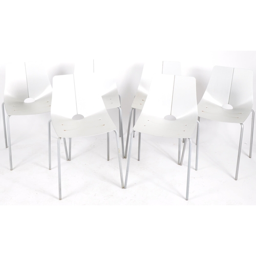 561 - Allermuir - Model A550 - A matching set of six Contemporary designer stacking dining / side chairs o... 